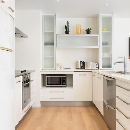 Sunny And Spacious - Moments From The Beach And Downtown Mount Maunganui Εξωτερικό φωτογραφία